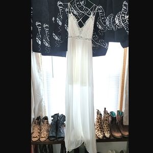 Lace maxi dress